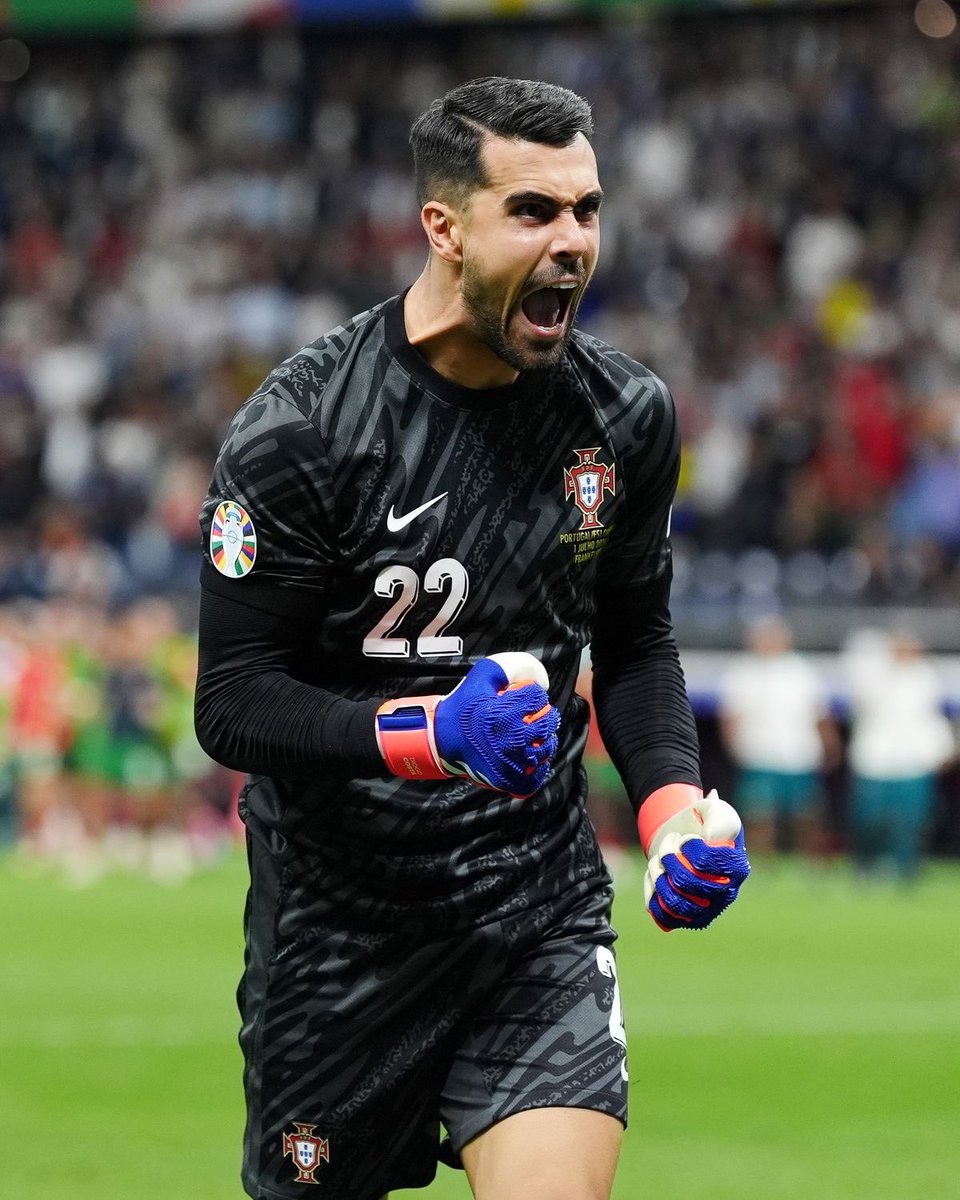 UTDKobi's tweet photo. DIOGO COSTA APPRECIATION POST😭❤️ https://t.co/yQe8AZdUiK
