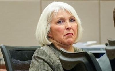 TheRealThelmaJ1's tweet photo. Remember MAGA screamed that Tina Peters was dying of cancer in jail but when she was released early she clarified it was just acid reflux?  I do. https://t.co/py8skh219t