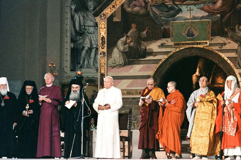 Sede_Catholic's tweet photo. @Lorenzo92SS @JudenSchreck83 @NovusOrdoWatch Anti-Catholic documents of V2 here:
https://t.co/GKL0KyApxc
The hierarchy apostatized. Its antipopes celebrated the Reformation, praised Luther, recognized false religions. All heresies.
Physical presence is acceptance. It's a Protestant church. https://t.co/9v3YIG4k78