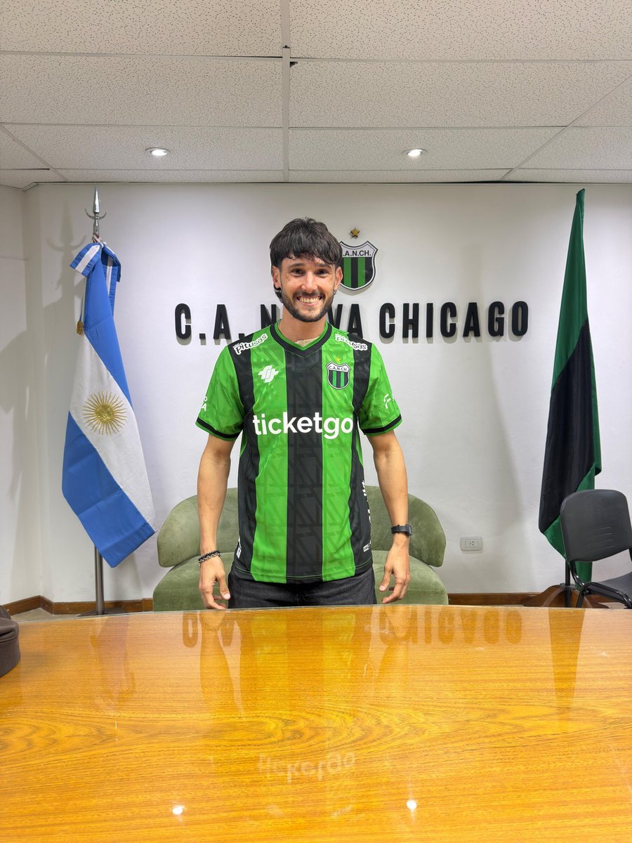 SigaRadio's tweet photo. Maximiliano Rogoski: "Es un enorme desafío. Estoy re contento, es un gigante de la categoría". #NuevaChicago https://t.co/cDcsvvcYbX