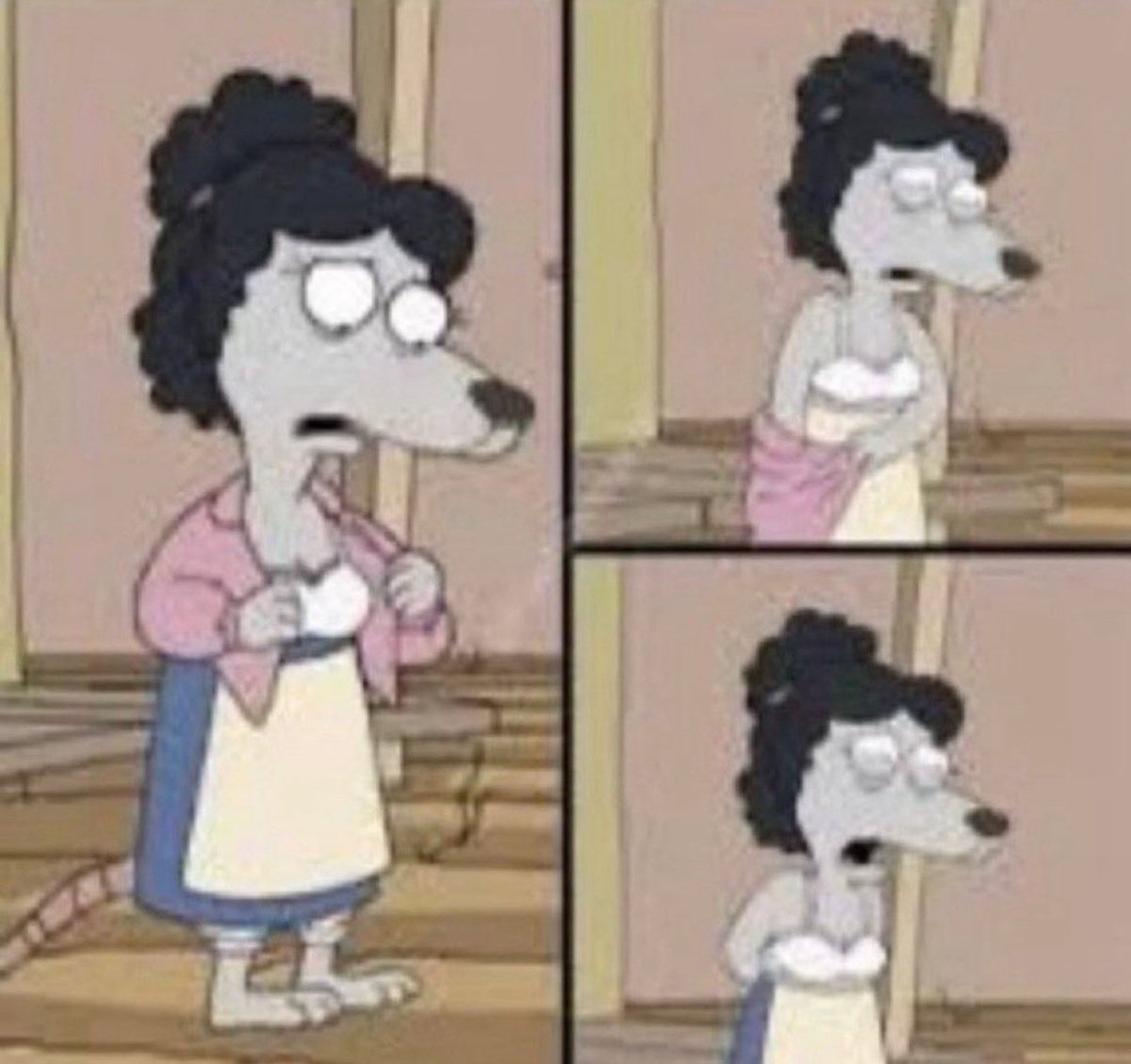whosthereal's tweet photo. @bosdady @flairforomance quando biscoitos traquinas não vendem o suficiente e agora tem que trocar o recheio do meio https://t.co/uuJBkqMLEX