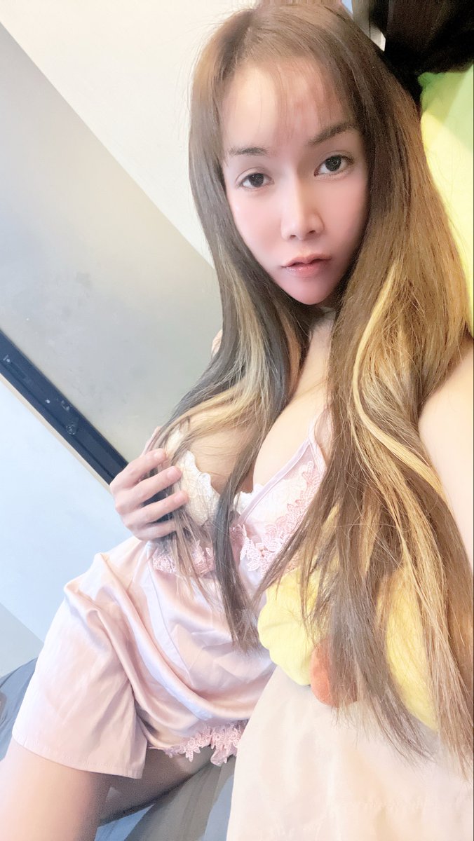 Mimior81's tweet photo. ອາກາດດີດີ ນອນຕີ້ວດີບໍ່ນໍ🤫😂 https://t.co/jZwUDmUdk8