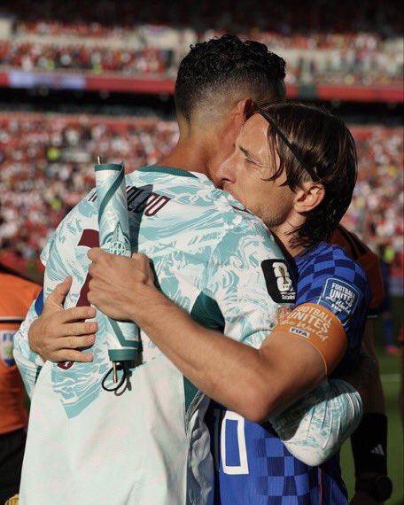 callmeHashir's tweet photo. Here ends The Last Dance of the Magician from Zadar. 108 minutes of football at 41 years old.

Always standing tall for Luka  Modrić🥹♥️ https://t.co/ArMLrdmkNN