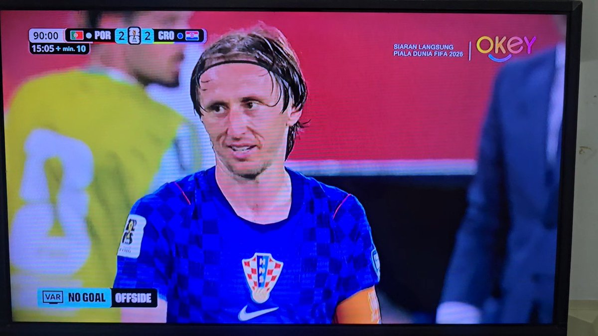 roy_vinson97's tweet photo. The most dramatic so far in the World Cup. 🤷‍♂️

Portugal 2 - 1 Croatia https://t.co/P1IKu4yPyN