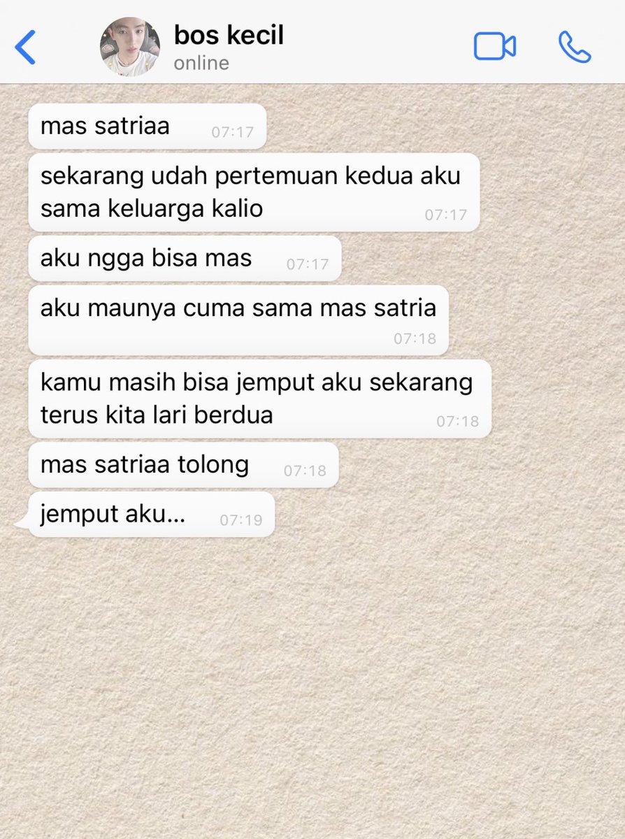 grooteenn's tweet photo. gimana kalau bos kecil tetep nunggu mas satria? https://t.co/ib1jyUt6ZJ