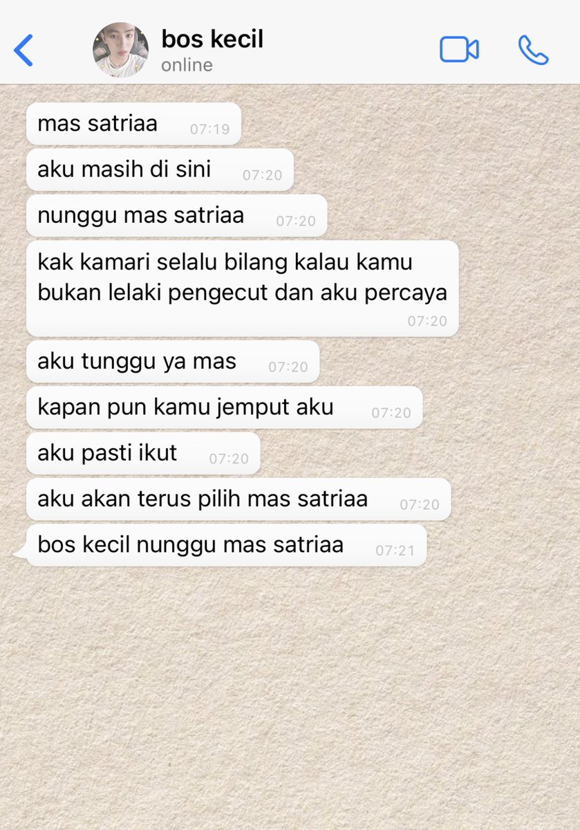 grooteenn's tweet photo. gimana kalau bos kecil tetep nunggu mas satria? https://t.co/ib1jyUt6ZJ