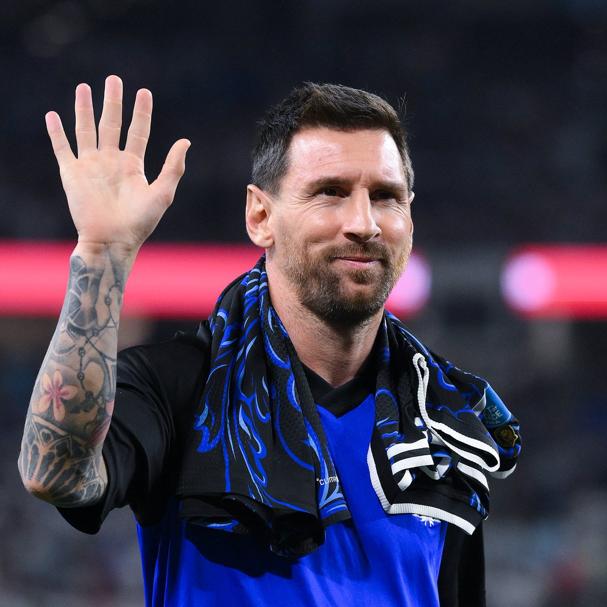 TouchlineX's tweet photo. 🚨 𝗧𝗥𝗨𝗘 𝗢𝗥 𝗙𝗔𝗟𝗦𝗘: Decisions like no red card for Messi in his first World Cup game, Croatia’s goal disallowing (helping Cristiano Ronaldo) are there to protect the World Cup marketing. https://t.co/xtVyrUhBlJ