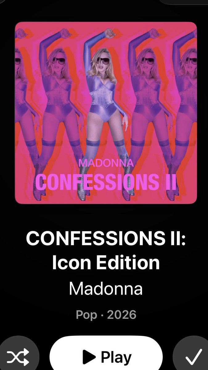 LeeCGambit's tweet photo. So I bought the #ConfessionsII Icon edition. 9.8/10.
I didn’t think much of the clip in the movie, but Read My Lips is my favourite of all - fab production. 
The Test - a bonafide follow-up to Little Star.
L.E.S Girl - The Beatles vibes.
Hot Sauce - Great track, surprise sample! https://t.co/PTH5eTD89q