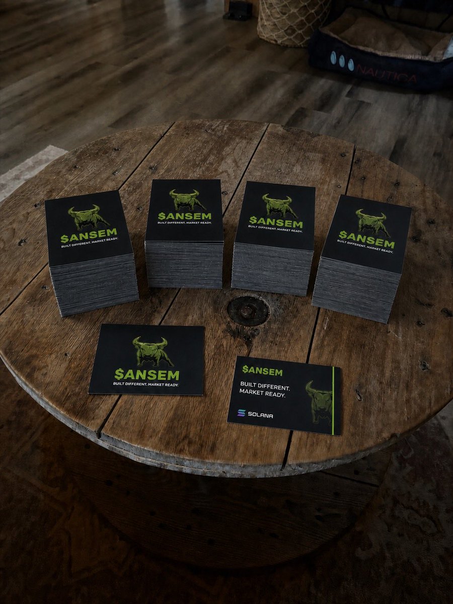 Murklyn's tweet photo. After seeing the one guy do pamphlets I thought making these table cards and printing a couple thousand could help ..
when I wake up I’ll hand these out around Halifax #dimondhands #canada https://t.co/1UwPXmOaFG