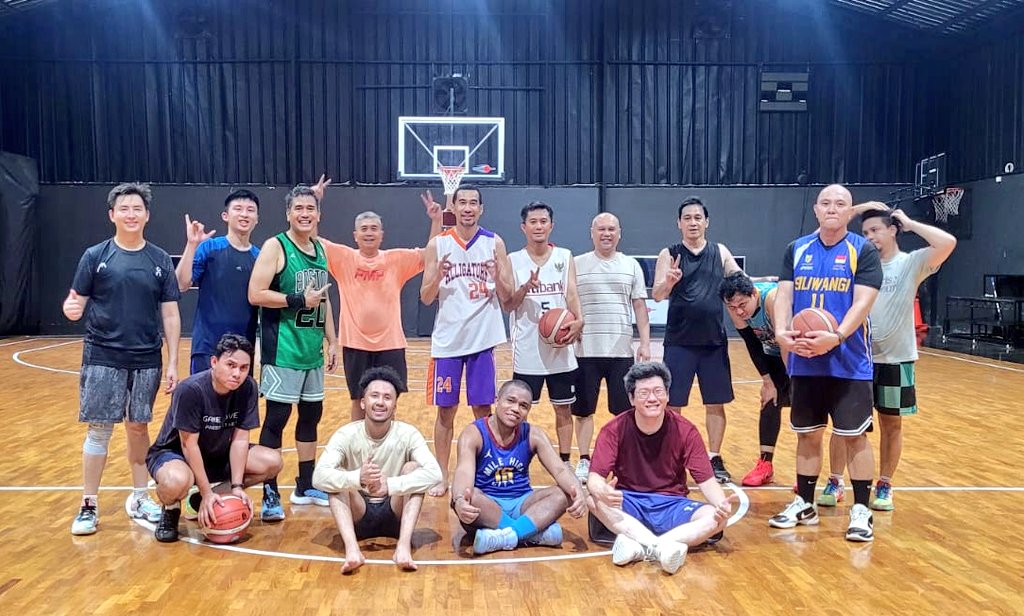 NugiKusman's tweet photo. Hoopin' with PMP #LatePost https://t.co/F0GpmCyMhu