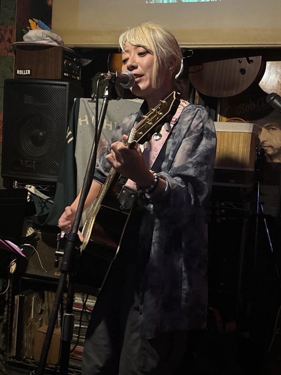 1064Re's tweet photo. 【LIVE情報】

7月17日（金）渋谷GABIGABI
　女祭り
open19:00 start20:00
charge￥0要ドリンクオーダー

出番未定、当日決まり次第お知らせします。
出番のみ、ツイキャス配信します。
【配信URL】
https://t.co/SqdxeR9dG7

ご機嫌なロックバーで唄います！
チャージなし、お気軽にお越しください🍻 https://t.co/oaAP0YvQ19