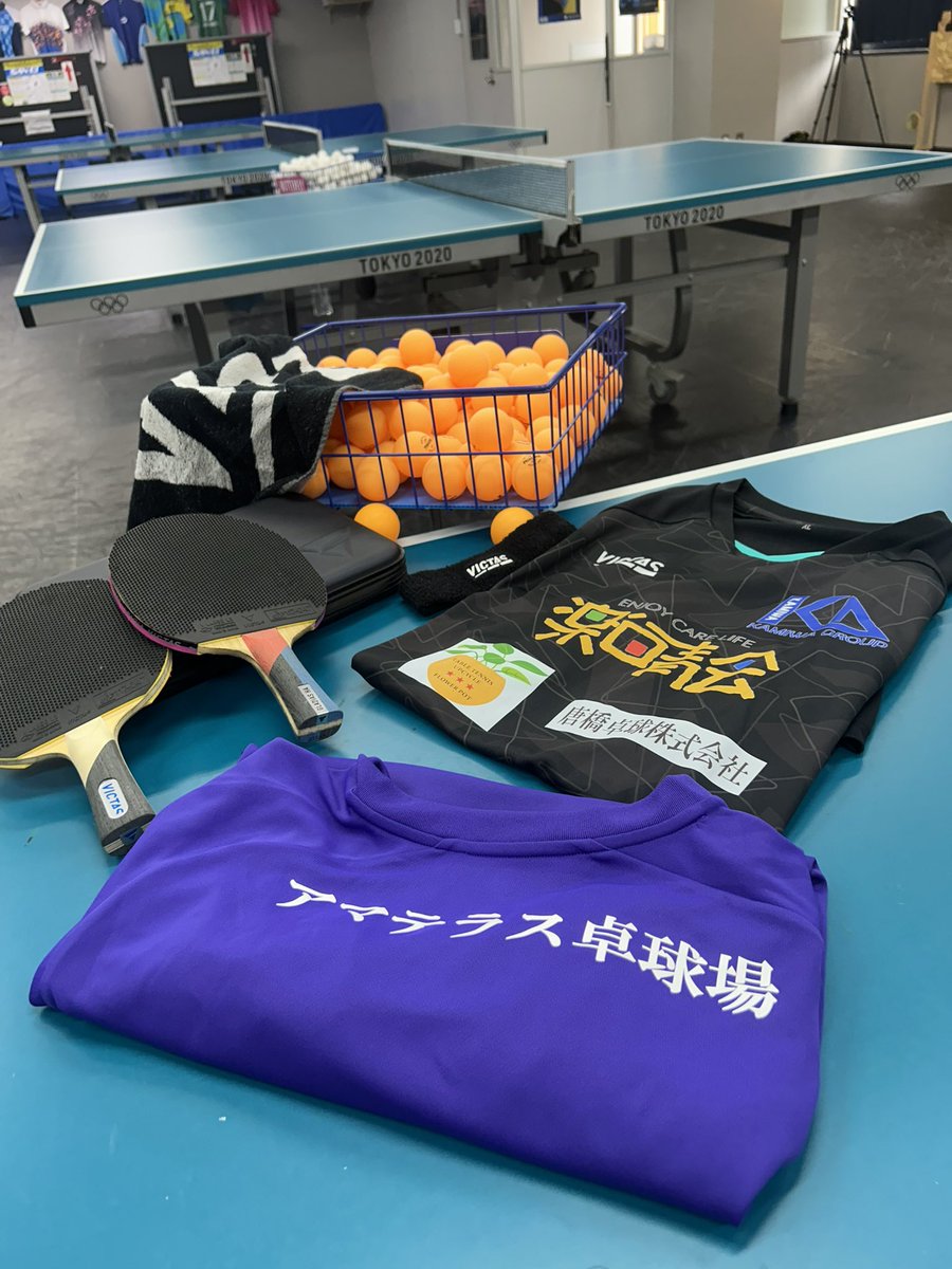 chion777's tweet photo. 今日はアマテラス卓球場にてレッスンです🟠

アマテラスではラージの打球練習も受け付けておりますので、是非ご活用くださいませ☺️

ちなみに……私は高校時代、球出しは上手かった自信があります笑
どんな経験も生きるものですね……。

#卓球
#ラージボール

#アマテラス卓球場 https://t.co/Pvx8EYWDNs