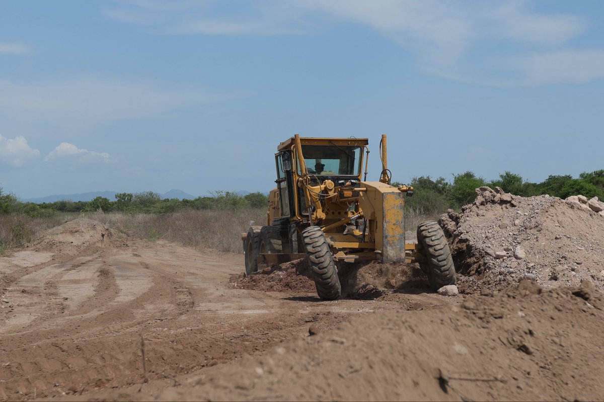SinaloaSedeco's tweet photo. Más inversión y más empleo para Sinaloa.
La nueva planta de ATR-Sumitomo en Escuinapa representa una inversión aproximada de 10 millones de dólares y generará 1,000 empleos directos, además de 3,000 empleos en la cadena de servicios de la región. https://t.co/VYriFZET3C