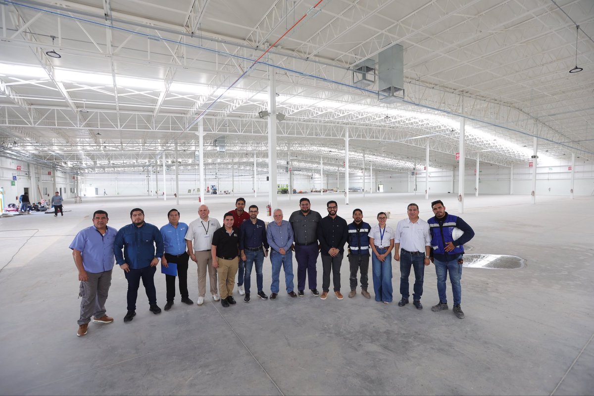 SinaloaSedeco's tweet photo. Más inversión y más empleo para Sinaloa.
La nueva planta de ATR-Sumitomo en Escuinapa representa una inversión aproximada de 10 millones de dólares y generará 1,000 empleos directos, además de 3,000 empleos en la cadena de servicios de la región. https://t.co/VYriFZET3C