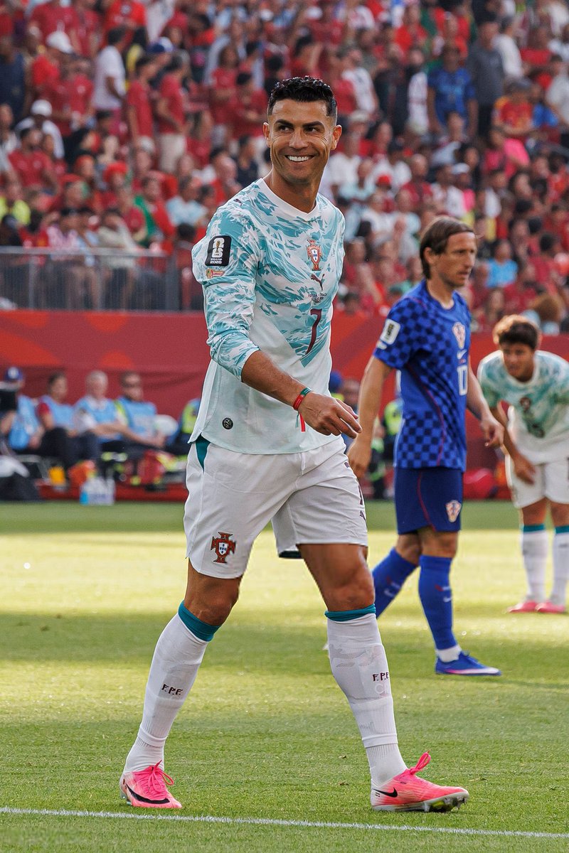 alamiral_17's tweet photo. ومازال للرقصة بقية
ومازال للقصة بقية 🔥🇵🇹

#رونالدو #البرتغال #البرتغال_كرواتيا 
#كاس_العالم_٢٠٢٦ https://t.co/EsdMlNLF0c