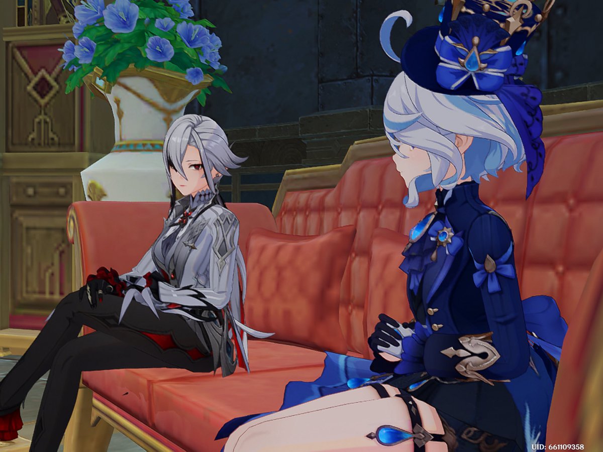 Choerrix's tweet photo. Love to see the two best ships in the game interacting https://t.co/VR1GGopoDg