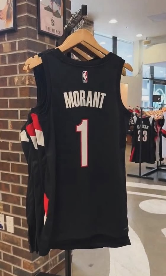 JustFreshKicks's tweet photo. "12 turns to 1"

@JaMorant will be wearing #1 for the Portland Trail Blazers 🔥1️⃣ https://t.co/DhYAfVXwGT