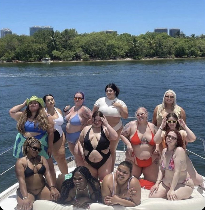 trumplicans2024's tweet photo. Friday night boat ride fellas...
You getting on? https://t.co/Qs4v9SN0BW