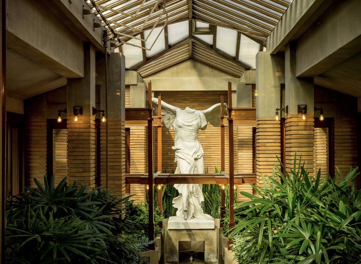 peerless9002's tweet photo. @alexisohanian @Monumental_Labs Pretty sure they successfully commissioned a replica at the Frank Lloyd Wright Darwin Martin house in Buffalo. Would be a neat test of the tech if you can get it right for an actually sustainable cost https://t.co/SvUsxFAJuJ