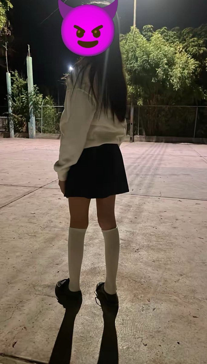 tuconejitaflaki's tweet photo. Buenas noches mis amores 😘😍
#NochesDeOpinión #escuela #noches #misamores #tareas #examenes #calificaciones #ultimapruevas #emprendimiento #enlapaginaazul #colegiala #niñamala
Los espero en mi azulito 💙
https://t.co/e0gTeSNG9y https://t.co/WtjccRMqNd