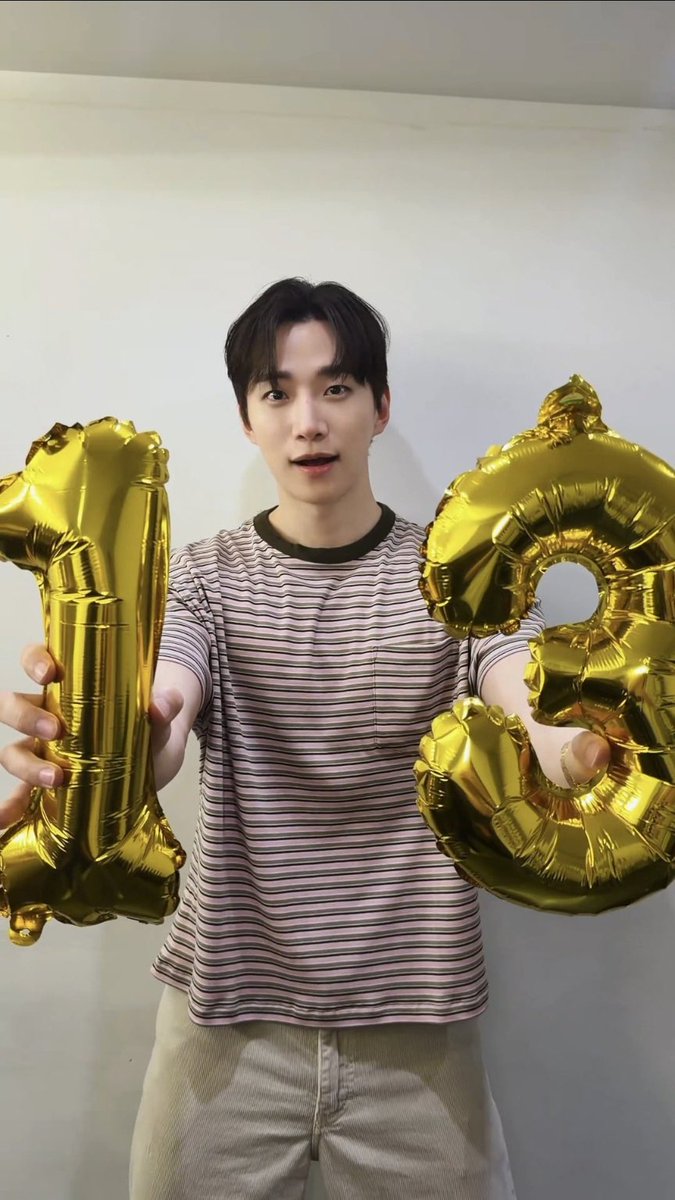 kjr8705's tweet photo. 배우 데뷔 13주년 너무너무 축하해 💛
앞으로도 쭈우우우욱 함께해 😍

#이준호배우13주년축하해
#우리의믿보배이준호
#ACTORJUNHO13THDAY https://t.co/B6eJ1EDnQL