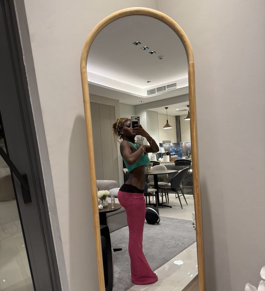 imnature69's tweet photo. Weekends be like ….. #ebony https://t.co/7Hq7vmfDJ2