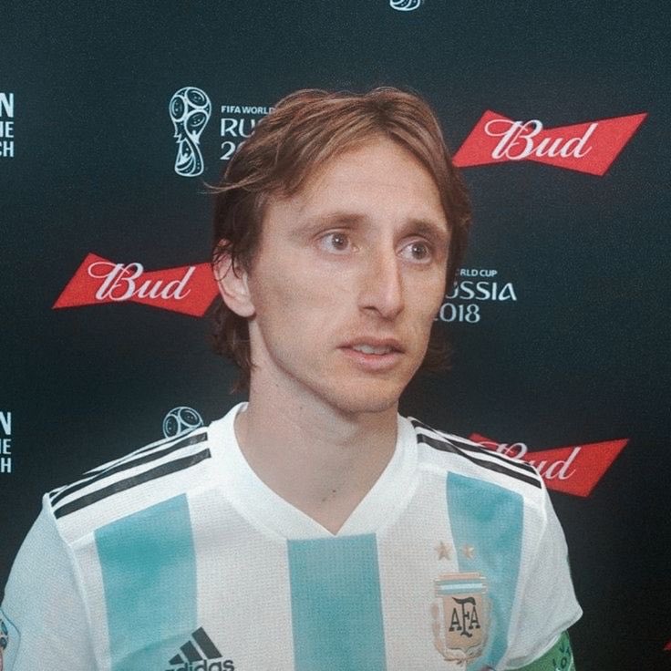 MessiEverything's tweet photo. Thank you for your services Señor Lukita Modric. You were one class act. We’ll miss you in the biggest stage. https://t.co/vxN9OvaZfT