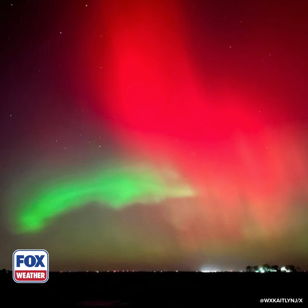 foxweather's tweet photo. LOOK UP 👀: Fireworks may not be the only thing dazzling the skies tonight. A powerful solar flare that erupted on Tuesday could give people across parts of the U.S. a chance to see the Northern Lights. Find out more here:

#sky #northernlights #solarflare #sky https://t.co/C5GHmM0jUt