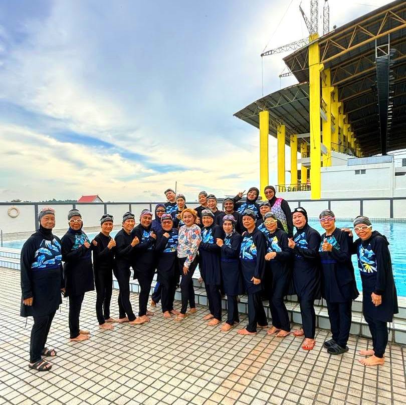 jbs_n9's tweet photo. PENUTUPAN PROGRAM KLAS RENANG WARGA EMAS FASA 1/ 2026, PAROI
PAROI, 25 Jun 2026 – Program Kemahiran Latihan Asas Sukan (KLAS) Renang Fasa 1 Tahun 2026 Peringkat Daerah Seremban bagi Kategori Warga Emas bertempat di Pusat Akuatik, Paroi telah melabuhkan tirai. https://t.co/TZRElO8RF2