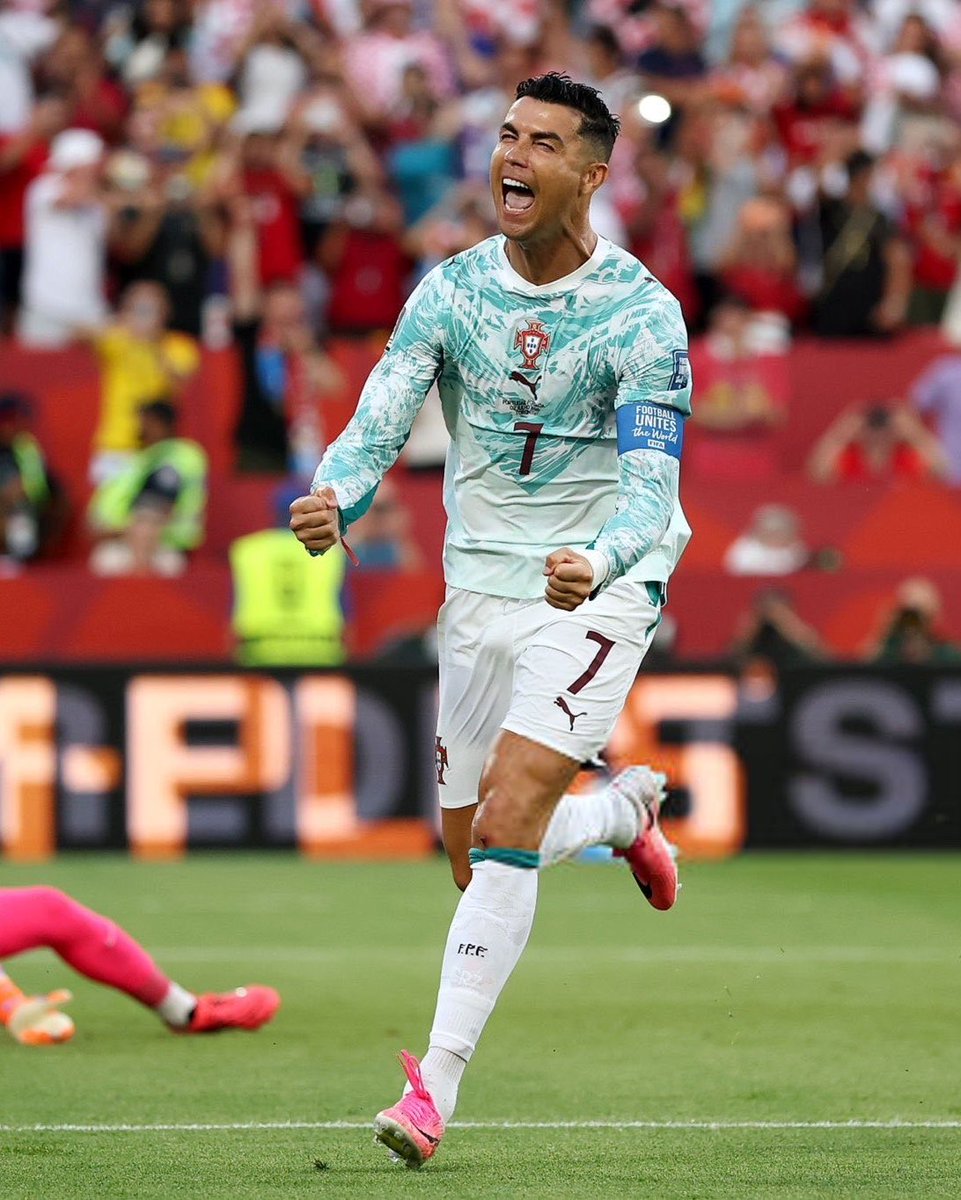 CRonaldoNews's tweet photo. YEAHHHHHHHHHH ❤️‍🔥✨🇵🇹 https://t.co/a5CCATgww2