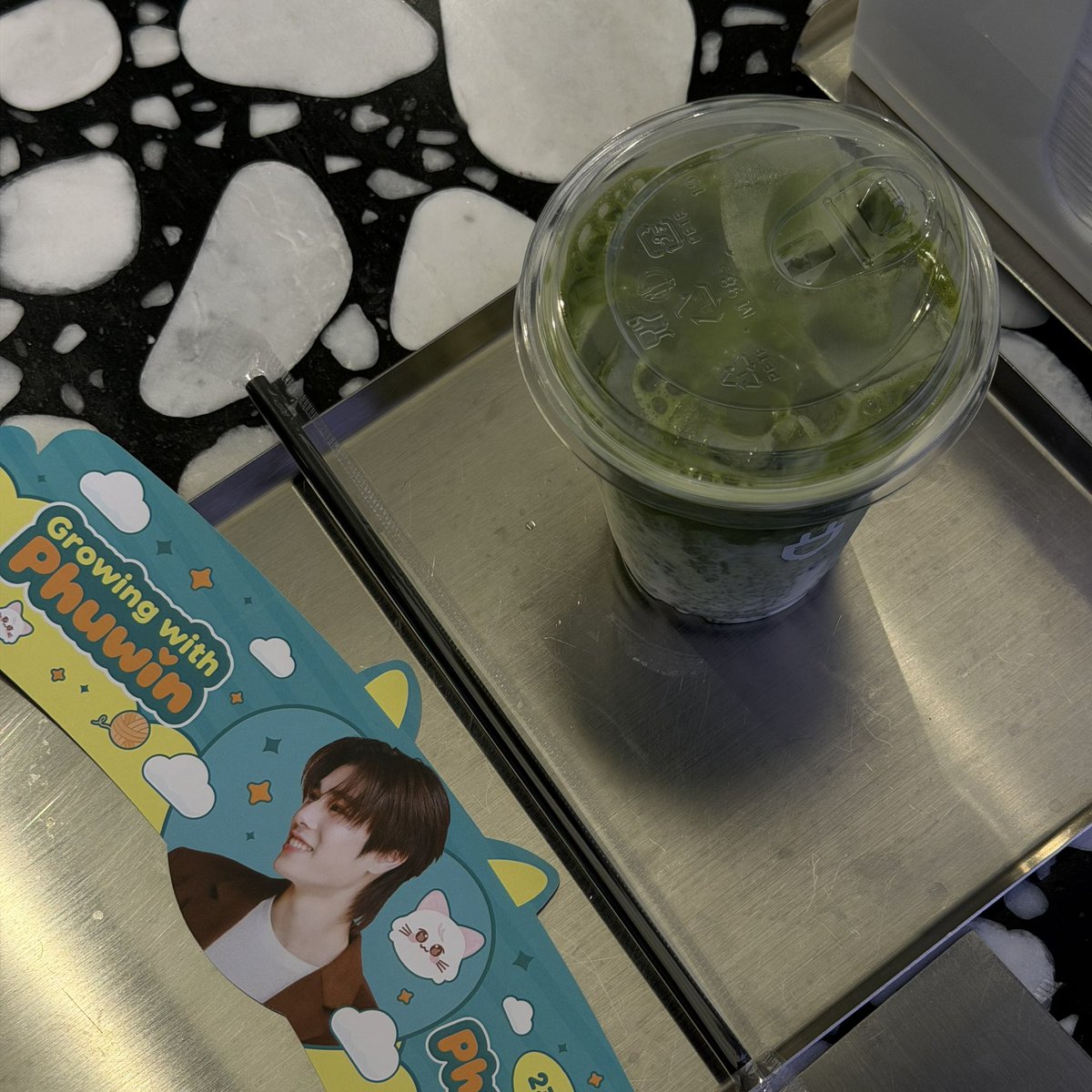 melunleaf's tweet photo. กองทัพหมีเขวมาบุกค้าบ 🤲🏻💚🎀✨

#GrowingwithPhuwin23
@phuwintang #phuwintang https://t.co/q6Ttv9xGeH