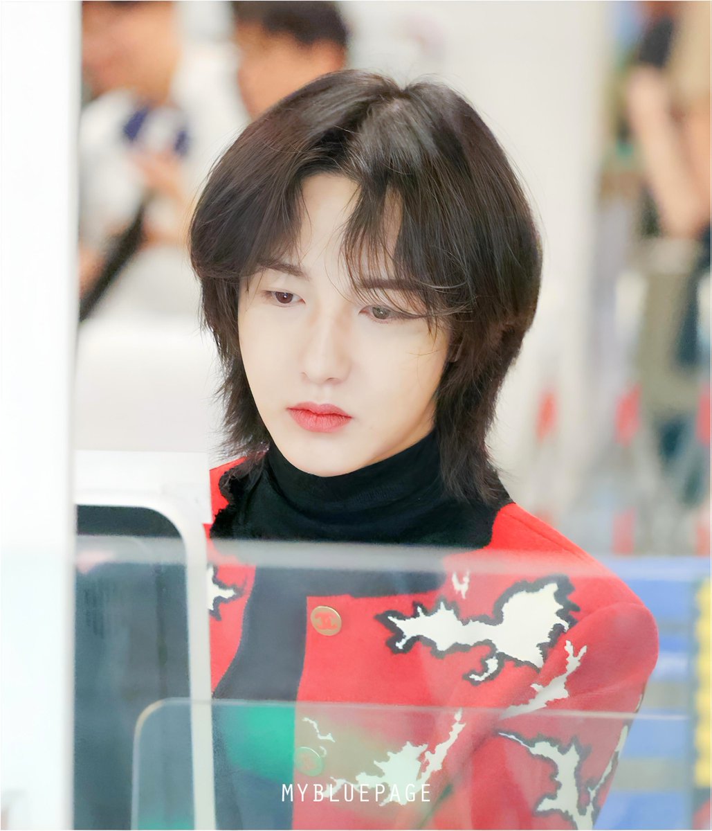 MyBluePage's tweet photo. 청순

260703 ICN
#런쥔 #RENJUN #ロンジュン #黄仁俊 #仁俊 https://t.co/lQ1cZfwaF0