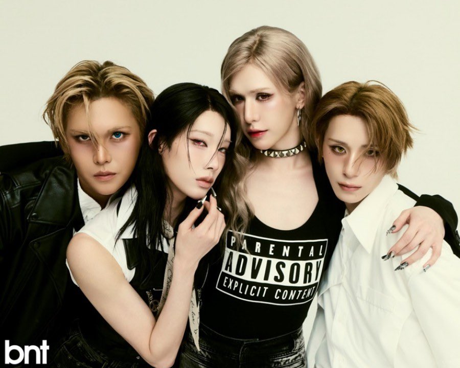 chnkuanjui's tweet photo. xlov the group that you are https://t.co/PdhWf6K6Sp
