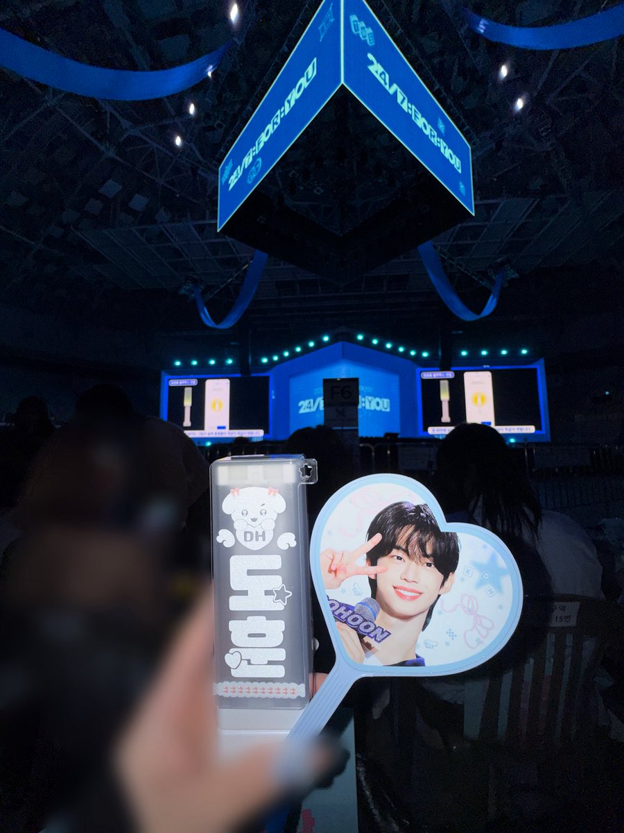 sweetkoi_'s tweet photo. 도룽이 보러 갔따엄 https://t.co/49X4Eke6hx