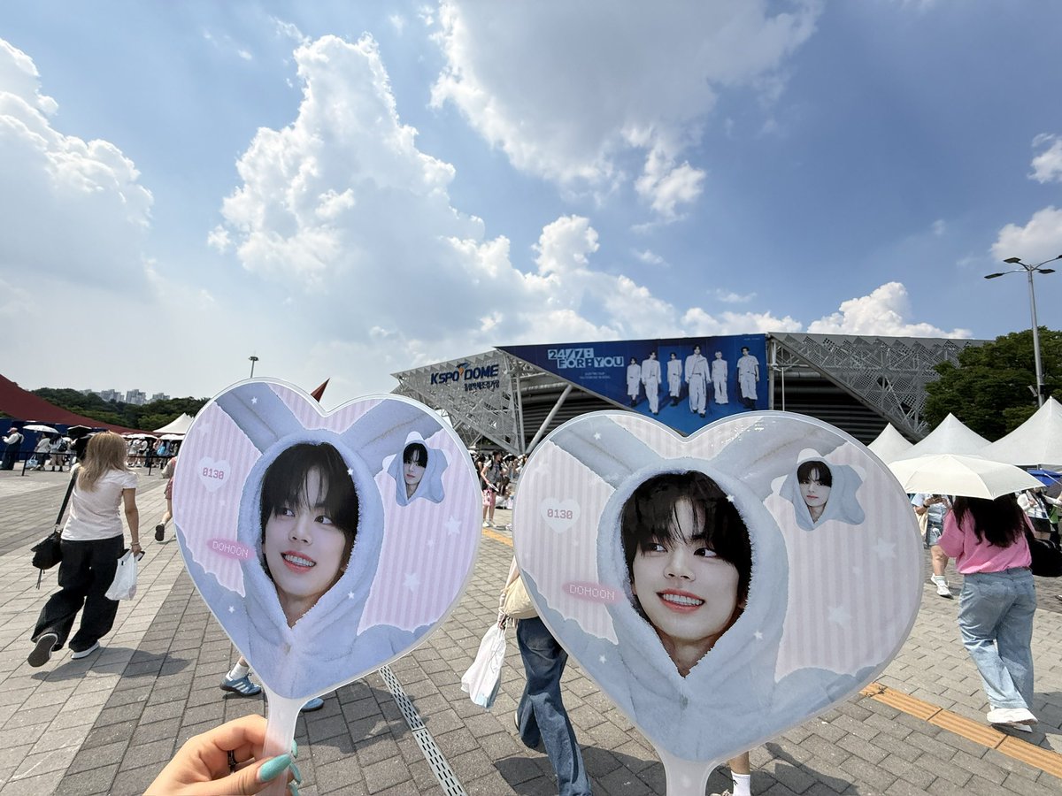 sweetkoi_'s tweet photo. 도룽이 보러 갔따엄 https://t.co/49X4Eke6hx