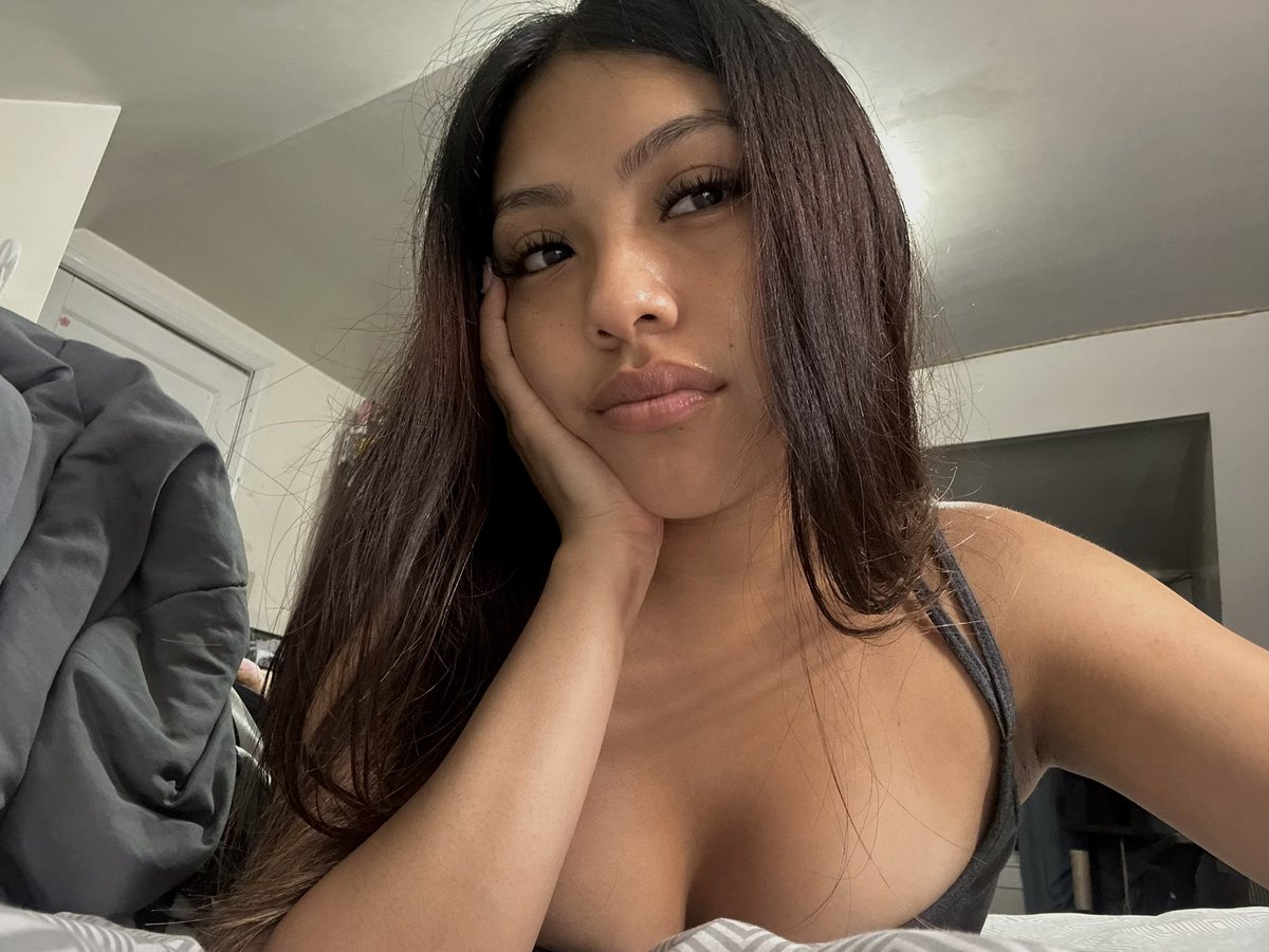 andrea🧸 tweet media