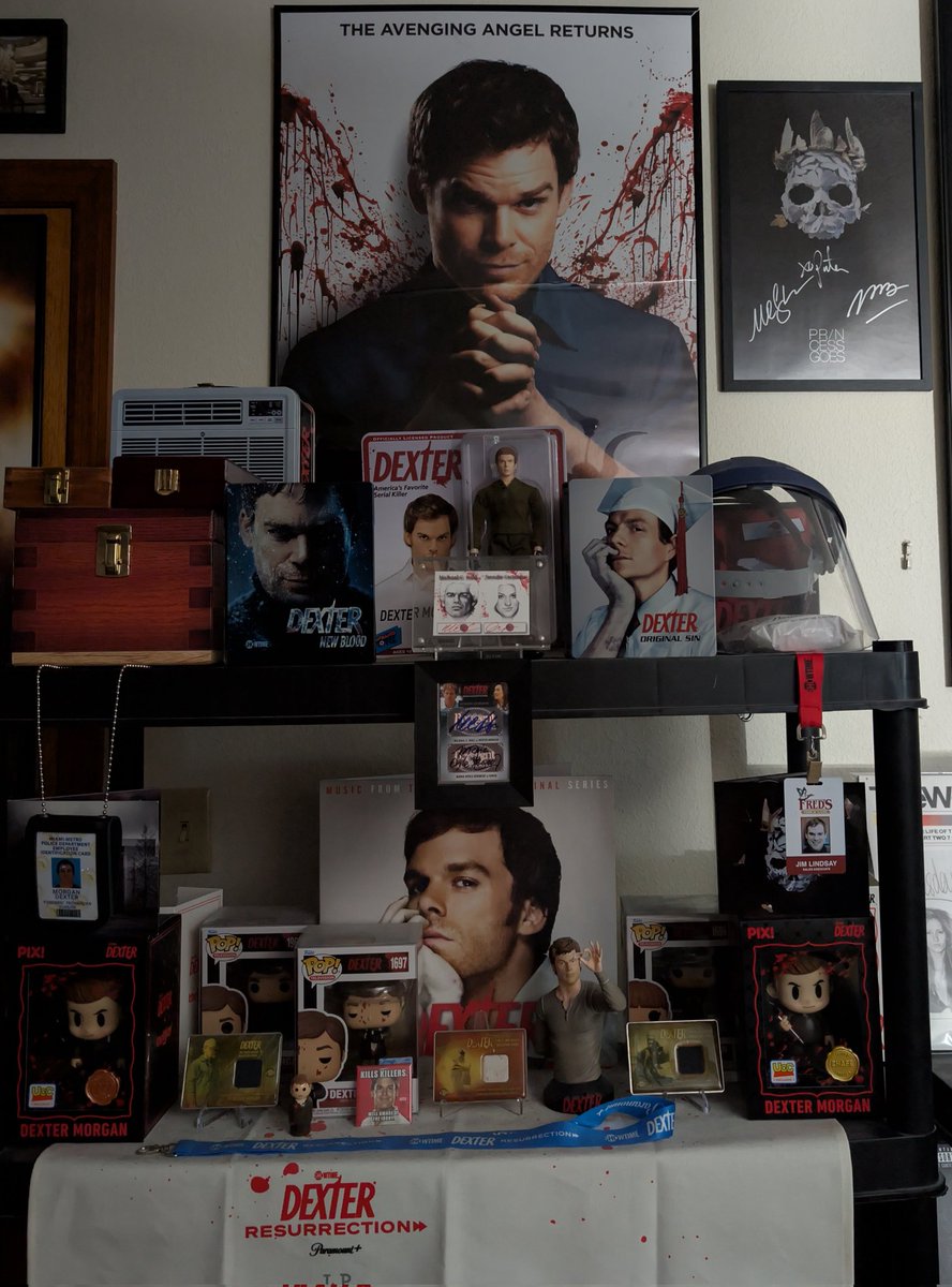 Dexter Morgan tweet media
