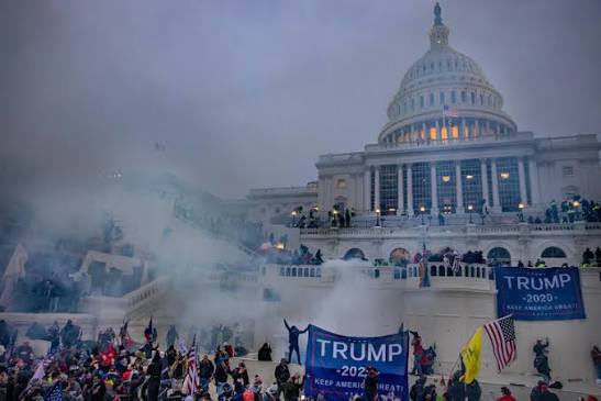 infamousphaze's tweet photo. @USAttyPirro @JudgeJeanine The US Capitol is also a monument that tells America’s story

1600 vandals cost the American ppl $2.7B 

Your king let them all off the hook

You can fuck all the way off https://t.co/wa3V56S80E