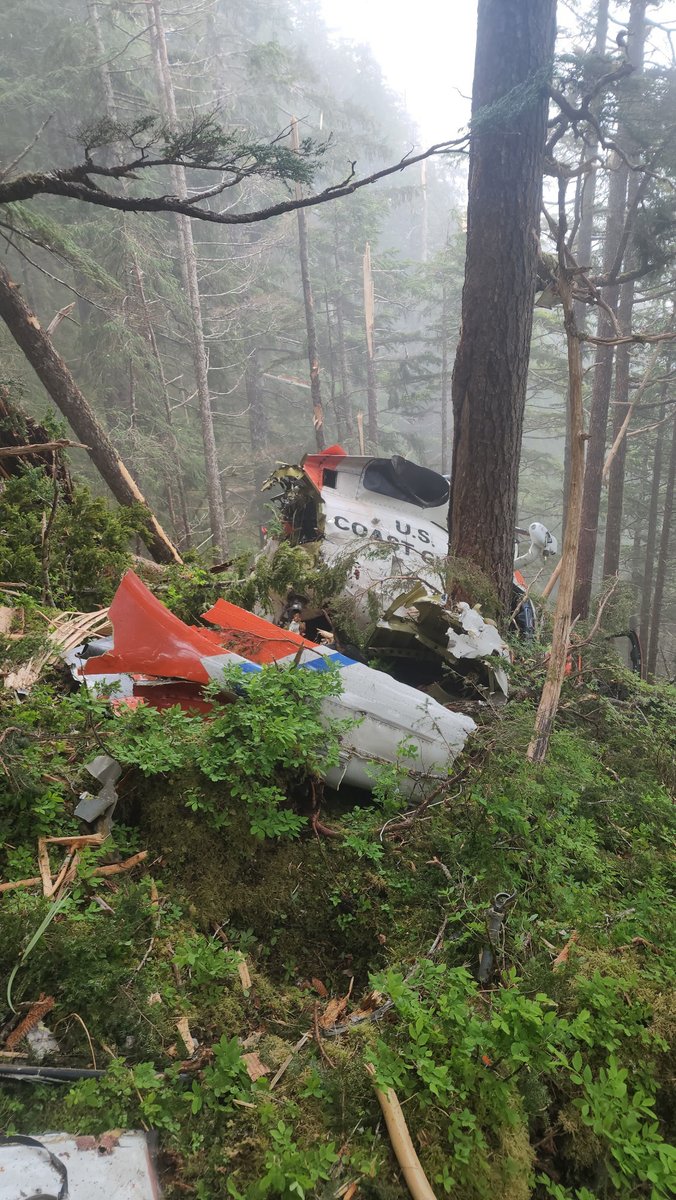UPDATE: The Coast Guard is actively investigating the helicopter crash on Harbor Mountain that occurred June 22, 2026. https://t.co/rxCX0xLfmp