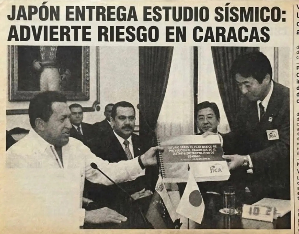 Lali_bertad_'s tweet photo. @RobertLobo_ Dice Delcy
“Les hemos dado nuestras condolencias”
Cuando el chavismo ha robado 
214 VECES la cantidad necesaria para prevenir esta tragedia https://t.co/lg6bS1E8bL