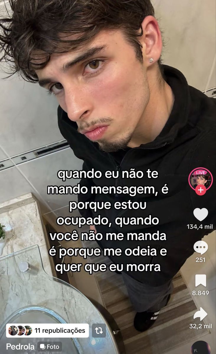 1eozinho01's tweet photo. KKKKKKKKK SIM!! https://t.co/6V5lfsG7Nr