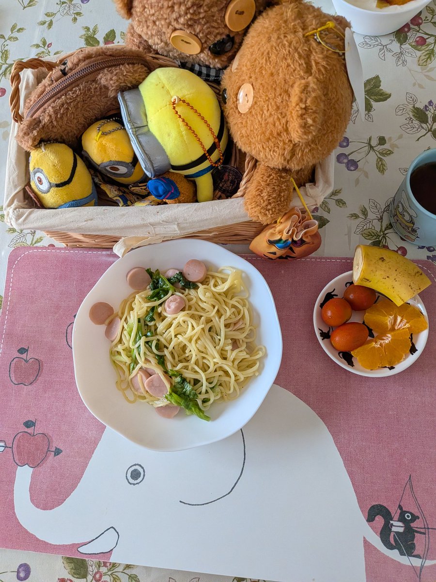 nonfoamee's tweet photo. #ハッカーズ
お昼ご飯🐻💫
瀬戸内レモン焼きそば🐱 https://t.co/hk41MR75lv