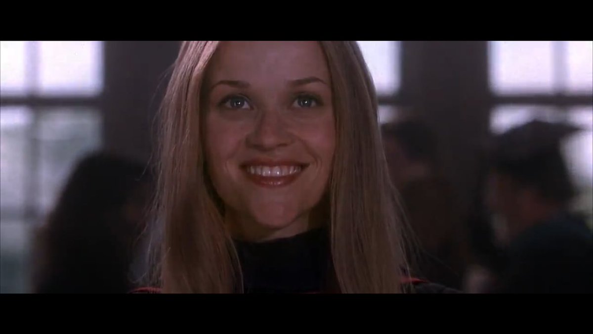 CryBabyChan222's tweet photo. uma das (muitas) coisas que eu gosto em legalmente loira é que apesar da elle ter um interesse amoroso, esse plot não toma mais tempo do filme do que ele deveria, o foco do filme é a autoafirmação da elle tanto como patricinha quanto advogada, mesmo que essa ideia tenha vindo de+ https://t.co/51TsxiRe9z