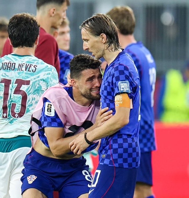 EleModric's tweet photo. Mateo knows… 💔 https://t.co/5WABNh8yHl