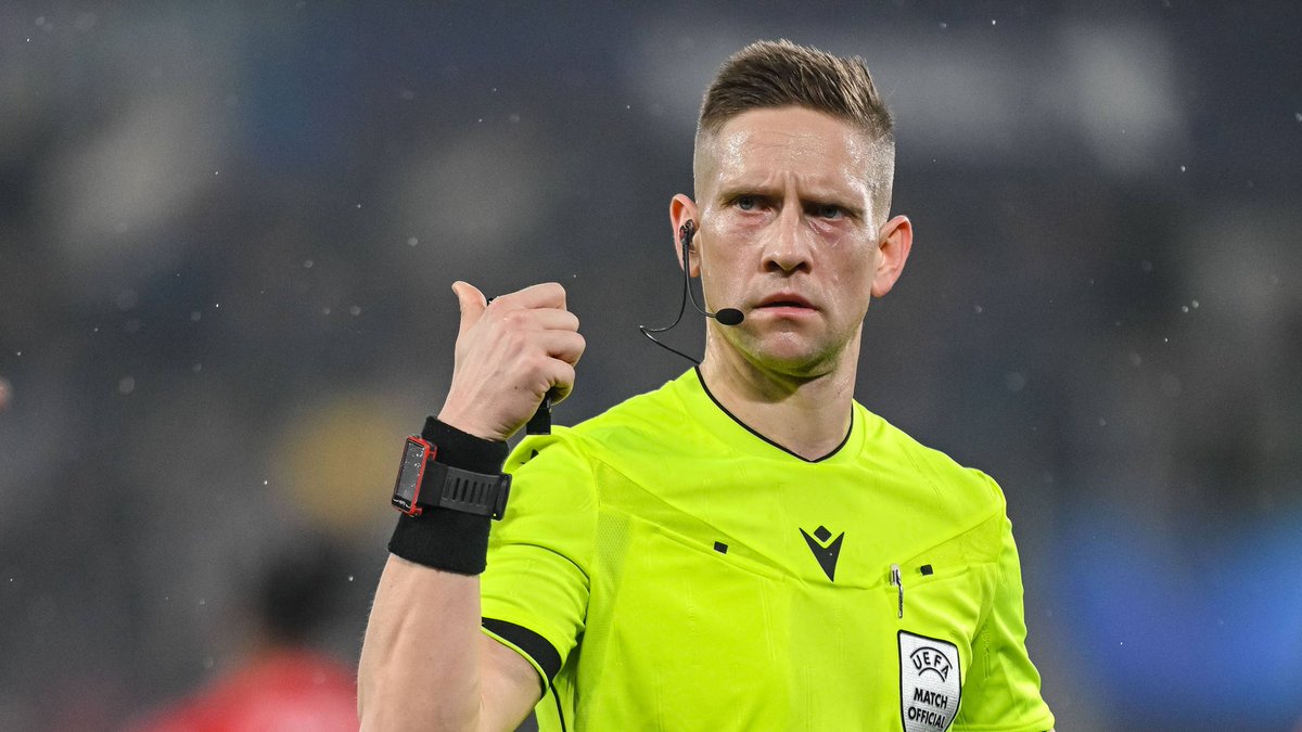 Evamnesia's tweet photo. Espen Eskas the biggest robbery in world cup history. Remember the name of this referee. 
Croatia vs Portugal 
#worldcup #fifa #var https://t.co/OKnp9WdSK0
