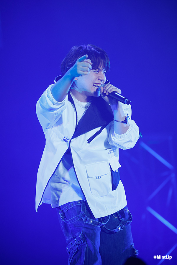 digrock_ml's tweet photo. 【DIG-ROCK】
＼Blu-ray予約受付中／
🌟━━━━━━━⋆
💿2nd LIVE -IGNITE-
⋆━━━━━━━🌟

▼予約はコチラから！
https://t.co/Anu9ycT3BA

🐤Impish Crow #内田雄馬
👑RUBIA Leopard #古川慎
🐶HOUND ROAR #豊永利行

https://t.co/t9PajpxLML

#ディグロ_IGNITE
#ディグロ https://t.co/9N6tdT7gHv