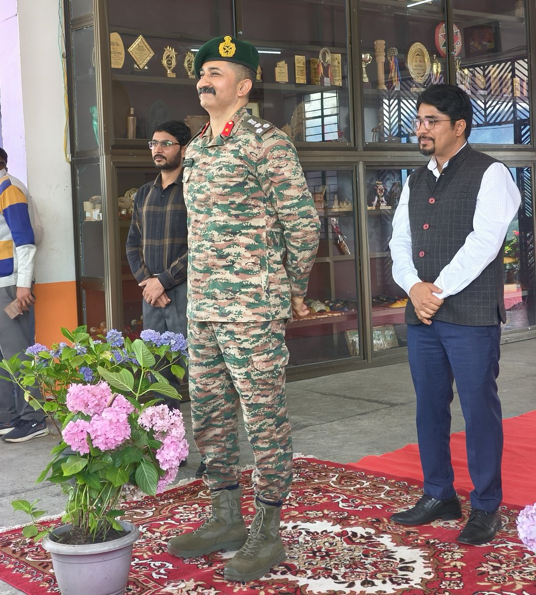 pmshrijnvtawang's tweet photo. Brig. Mayank Vaid, NCC Group Commander, Tezpur Group, visited PM SHRI JNV Tawang and inspired NCC cadets with his message on discipline, integrity, leadership, and service to the nation. #NCC #Leadership #JNVTawang @NVS_HQ  @EduMinOfIndia  @NamgyalAngmo https://t.co/aDCya97gZP