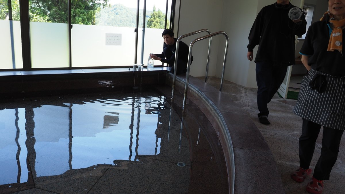 laidbackbsn's tweet photo. この場所は蛇口や窯の鉄製の網やロストルなどが全部盗まれてしまった場所。
心無い人盗難事件が自然豊かな場所で起きています。
許せません
薪を購入したらキャンプの準備は万端。
#BSNラジオ #レイドバックライフ #旅するテント #ホンダカーズ新潟県央 #honda
#山古志 #古志キャンプ場 #あまやちの湯 https://t.co/tr6u5Dldsc