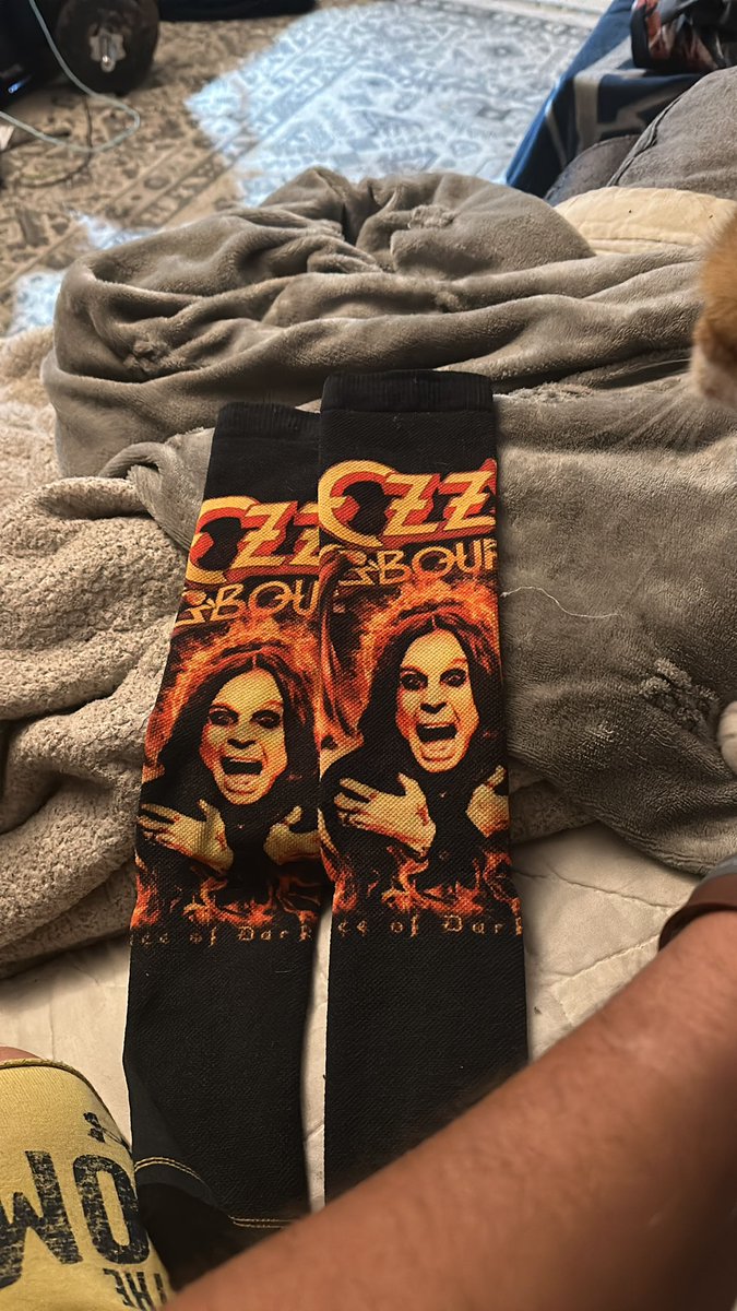 baller19691's tweet photo. @tommylondon I bet Tommy has whole sock draw of these https://t.co/rgdqQkmoWu