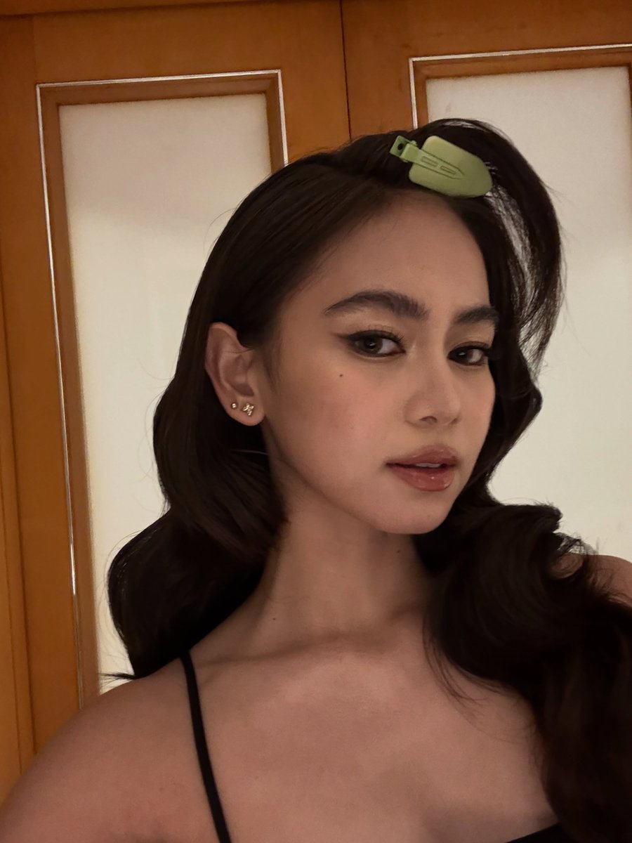psngayondigital's tweet photo. ASHTINE’S JUNE PHOTO DUMP 📸

Aktres na si Ashtine Olviga, nag-upload sa Instagram ng kanyang June photo dump. 

“Its that time of the month for the photo dump !!” caption nito sa kanyang post. 

(Instagram/ashtineolviga_) https://t.co/riejYaqAeY